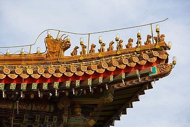 《最终幻想7：重生》媒体赞誉图公布：满屏满分